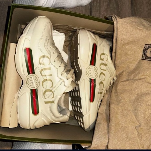 Gucci Men's Cream Sneakers - Picture 1 of 4